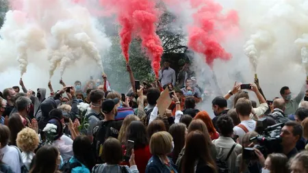 Aleksandr Lukaşenko nu cedează în faţa protestelor: 