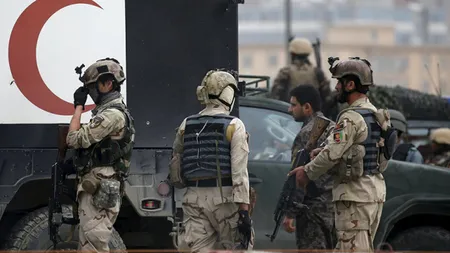 Vicepreşedindetele afgan Amrullah Saleh a fost vizat de un atac cu bombă la Kabul. Mai multe persoane au fost rănite