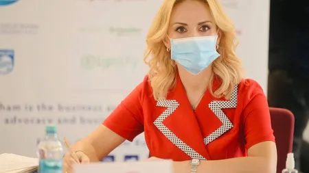 Gabriela Firea: Nicuşor Dan riscă DOSAR PENAL după ce şi-a lăsat maşina pe linia de tramvai, blocând totul