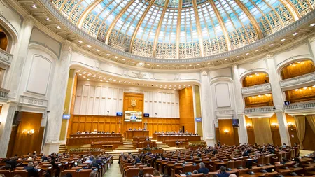 Parlamentul a adoptat rectificarea bugetară, cu amendamentul pentru majorarea pensiilor cu 40%