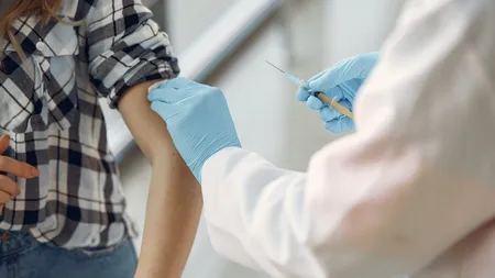 Gindrovel Dumitra, despre pericolul mesajelor antivacciniste propagate în online: 