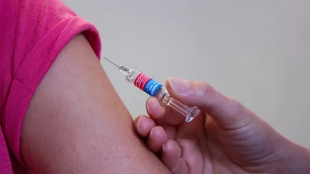 Nelu Tătaru îi îndeamnă pe părinţi să-şi vaccineze copiii: Există boli infecţioase pentru care sunt soluţii eficiente de prevenire