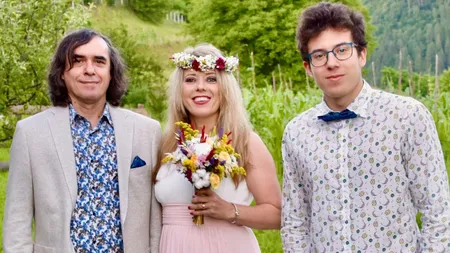 Scriitorul Mircea Cărtărescu s-a căsătorit cu aleasa inimii lui, Ioana Nicolaie, după 22 de ani de convieţuire
