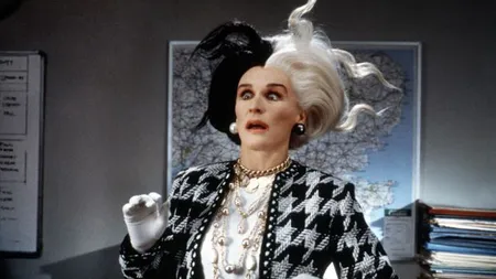 Cum arată Cruella de Vil la 25 de ani după peripeţiile cu cei 