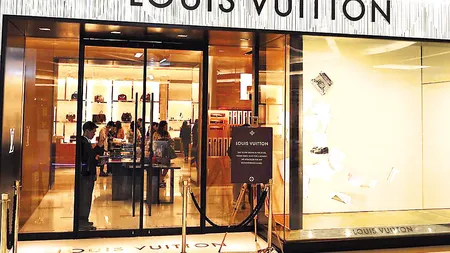 Fabricile Louis Vuitton din Sibiu şi-au dublat cifra de afaceri în ultimii doi ani, ajungând la 158 mil. euro