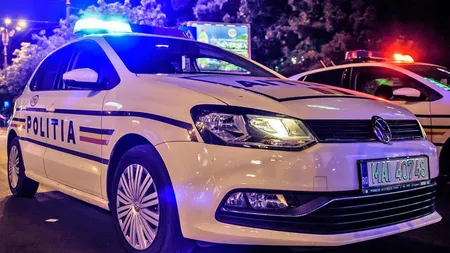 Intervenţie a Poliţiei Capitalei în parcarea unui mall din Bucureşti unde s-au strâns pasionaţii de drifturi VIDEO