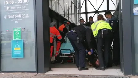 Bătaie pe pilote la mall. Două femei au devastat magazinul, nemulţumite de calitatea mărfii Video