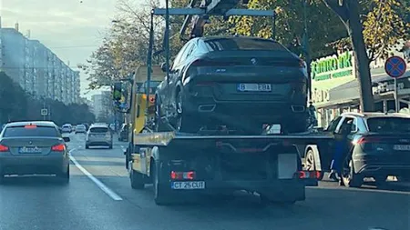 Maşina Elenei Băsescu, ridicată de Poliţia Locală Constanţa. Ce sumă trebuie să plătească fiica lui Traian Băsescu