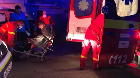 Adolescent de 16 ani, ÎNJUNGHIAT pe o stradă din Botoşani. Poliţia l-a prins pe agresor