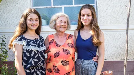 VISURI LA CHEIE 4 NOIEMBRIE 2020 LIVE VIDEO Pro TV. Când mama nu înseamnă nimic, iar bunica e totul. Maya şi Eliza îşi spun povestea