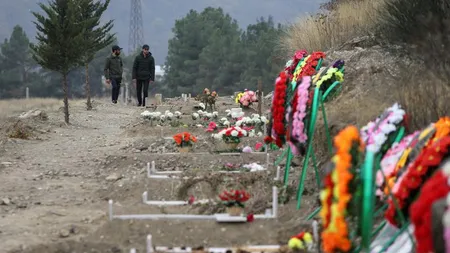 RĂZBOI ÎN CAUCAZ. Armenia acuză Azerbaidjanul că ucide civili în bombardamente, imaginile de pe front sunt cumplite VIDEO