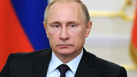 Vladimir Putin a început să tuşească puternic în timpul unei videoconferinţe. Dezvăluirea purtătorilor săi de cuvânt
