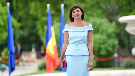 Alegeri 2020. Carmen Iohannis a votat! Cum era îmbrăcată