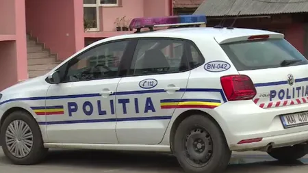 Soţ şi soţie, ameninţaţi cu un cuţit în propria casă de Crăciun. Hoţul a fugit cu maşina lor