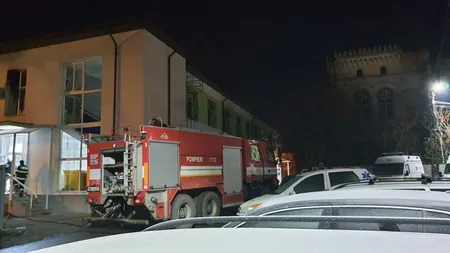 Incendiu la Spitalul Municipal din Roman. Mai mulţi pacienţi, evacuaţi de urgenţă. A fost activat planul roşu de intervenţie