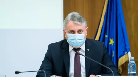 Buletin electronic 2021. Ministrul de Interne a făcut anunţul aşteptat de români: Vor putea solicita cartea de identitate electronică din luna august!