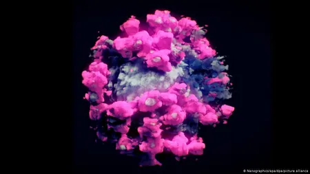 Prima fotografie 3D a coronavirusului, realizată de cercetătorii din Austria