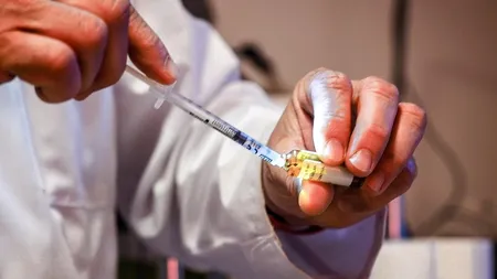 Campanie de vaccinare în şcoli. Sub 50% dintre angajaţii din Sectoarele 1 şi 4 acceptă vaccinul