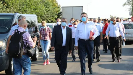 Fost primar din Vrancea suspectat de furt, săltat de mascaţi
