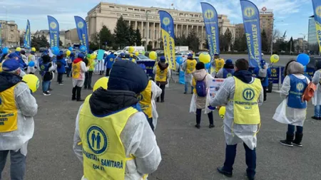 Proteste în faţa Palatului Parlamentului. Sindicaliştii din Sănătate ies din nou în stradă