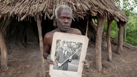 Prinţul Philip este venerat ca un zeu într-un trib din Vanuatu. 