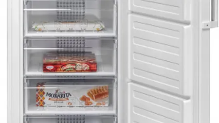 Cât timp poți păstra alimentele la congelator și cum le decongelezi corect. Trucul care face mâncarea să fie mai gustoasă