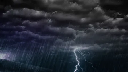 Pronoza meteo 16 mai. Furtuni violente în mai multe zone din ţară şi vreme răcoroasă. La munte revin ninsorile