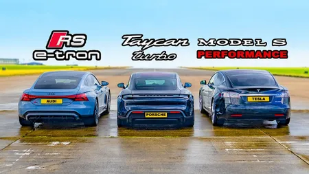 Cursă spectaculoasă între o Tesla, un Audi şi un Porsche pentru a afla care este cea mai rapidă maşină electrică VIDEO