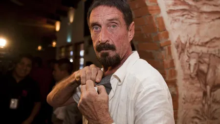 John McAfee, creatorul antivirusului care îi poartă numele, A MURIT. S-a sinucis în închisoare!