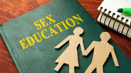 Educaţia sexuală în şcoli, un deputat acuză: 