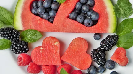 Fructe de vara care te ajuta sa slabesti