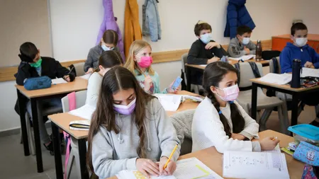 Purtarea măştii de protecţie, reintrodusă în Israel. Au apărut noi focare de COVID-19