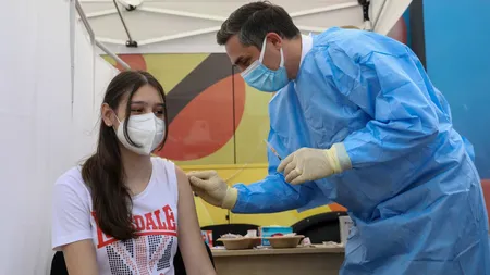 Vaccinare anti-COVID, un eşec în România. Cu cât a scăzut speranţa de viaţă în pandemie