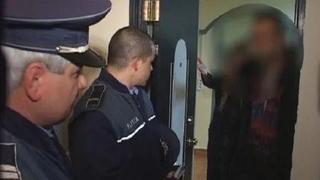 Dosar penal pentru o femeie care şi-a luat soţul la palme