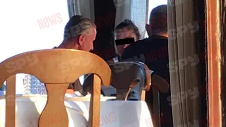 Laurenţiu Reghecampf, vacanţă în Grecia cu o domnişoară sexy. Cu cine s-a distrat antrenorul în timp ce Anamaria Prodan s-a mutat în Dubai FOTO