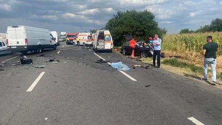 Accident cu doi morţi pe DN 2. Un copil de 10 ani este rănit