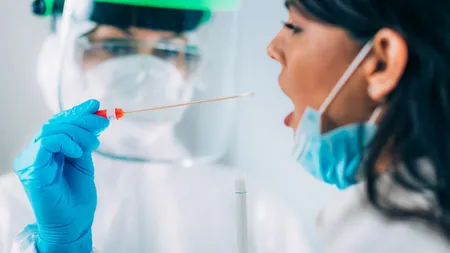 Bilanţ coronavirus 1 august. Numărul cazurilor noi de Covid se menţine peste 100, pentru a şasea zi consecutivă