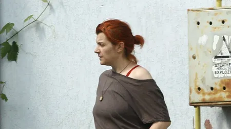 Directoarea din Focşani filmată dezbrăcată alături de elevul ei, numită inspectoare de arte