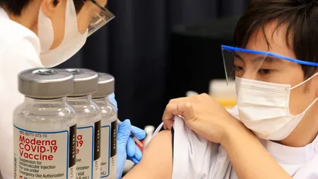 Investigaţie după moartea a două persoane vaccinate cu serul Moderna