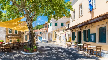 Experienţa urâtă trăită de un român în Grecia. Ce a făcut o chelneriţă din România: 