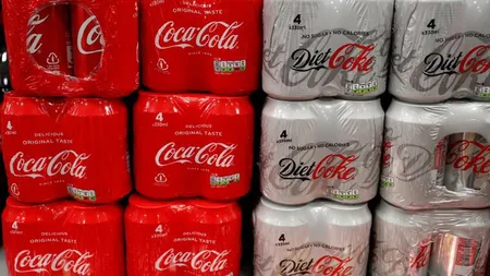 Coca Cola se confruntă cu o lipsă acută a cutiilor de aluminiu. Criză majoră în distribuţia dozelor către țările din Europa