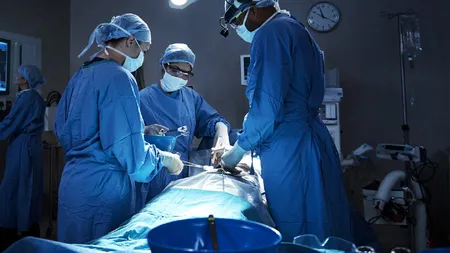 Medic nigerian angajat în Irlanda cu o diplomă obținută în România, acuzat că nu are cunoştinţe medicale de bază
