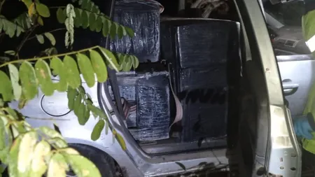 Contrabandist împuşcat în cap la frontieră după ce a vrut să dea cu maşina peste un agent