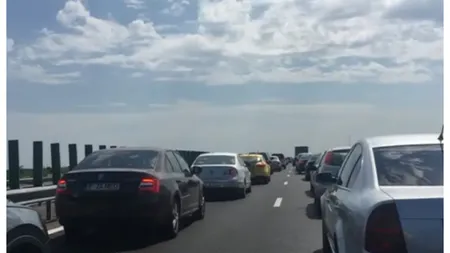 Accident în lanţ pe A1. Trafic de coşmar spre Capitală