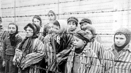 O nouă disciplină în şcolile din România. Elevii vor învăţa despre Holocaust