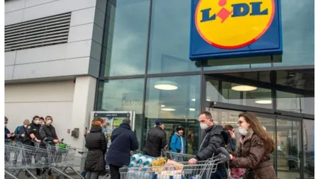 Preţuri de pomană la Lidl pentru Crăciun şi Revelion. Ce poţi cumpăra cu un 1 leu Update: Ofertă de senzaţie la brazii de Crăciun