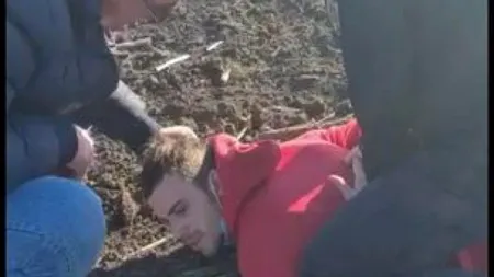 Tânărul evadat din arestul IPJ Dolj a fost prins. La 15 ani, Andrei şi-a ucis bunica şi acum ar fi comis o altă crimă VIDEO