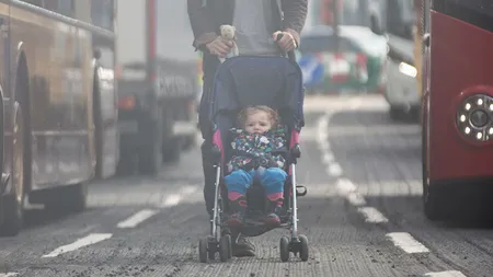 Poluarea influenţează decisiv sexul bebeluşului. Concentraţiile mari de plumb favorizează naşterea fetelor, cele de mercur şi aluminiu cresc şansele de a avea băieţi