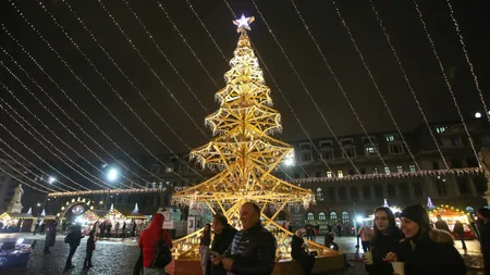 Rareş Bogdan îl atacă pe Nicuşor Dan: O luminiţă şi un covrig fac la fel de mult ca o strângere de mână. Pe mine mă doare că nu văd o luminiţă în Capitală
