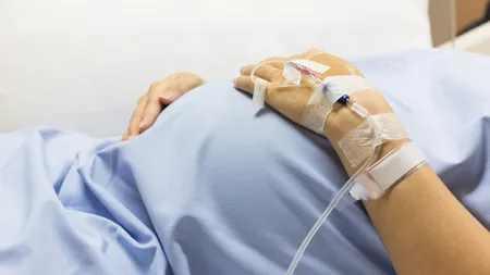 O tânără însărcinată şi-a ucis copilul nenăscut după o ceartă în familie
